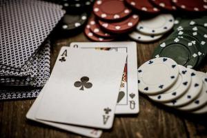 ¿Por qué el Blackjack es el juego de casino donde más chances tenemos?