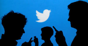 La UE advierte a Twitter que deberá seguir sus reglas para operar en Europa