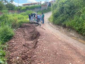 Habitantes de Boca de Caneyes en Táchira exigen a Bernal que les reparen la vía antes de quedar incomunicados