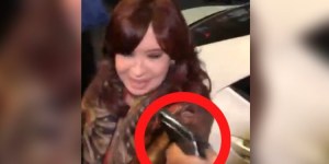 A centímetros de su cara: Así se vio desde otro ángulo el intento de magnicidio a Cristina Kirchner (VIDEO)