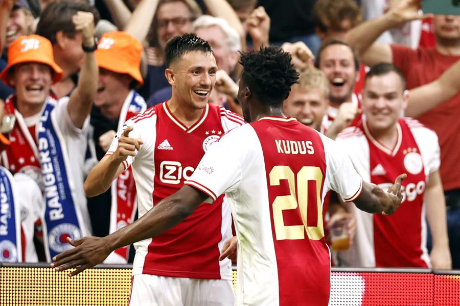 Ajax se lució y goleó a Rangers para seguir pisando fuerte en Europa