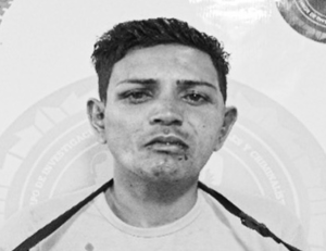 Le pusieron los ganchos a delincuente que robaba a camionetas de pasajeros en Caracas
