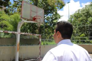 En mal estado se encuentra el 70 por ciento de las canchas y espacios deportivos en Baruta (Videos)