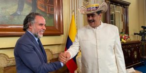 Venezuela pierde más de dos millones de dólares al vender urea a bajo costo a Colombia