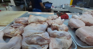 Alerta sanitaria en Táchira: Pollo llega contaminado tras pasar por las trochas