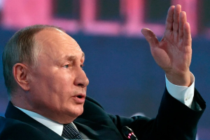 Putin acusa a Europa de bloquear donación de 300 mil toneladas de fertilizantes a países pobres