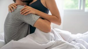 ¿Tener sexo con mucha frecuencia puede traer efectos negativos para la salud?