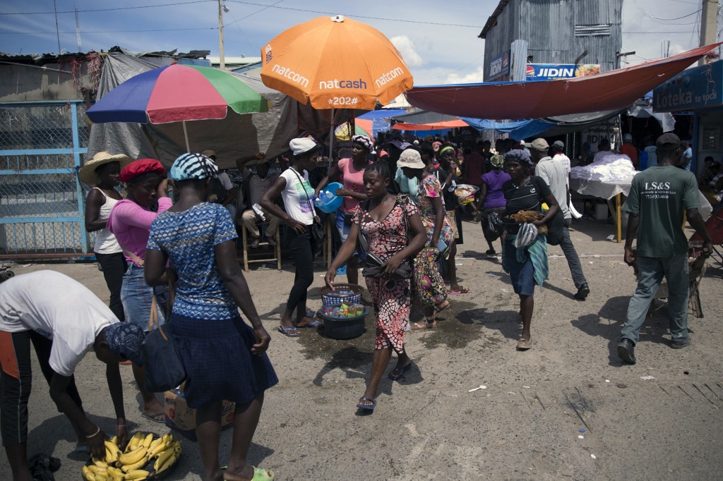 EEUU restringe visados a funcionarios haitianos implicados en violencia