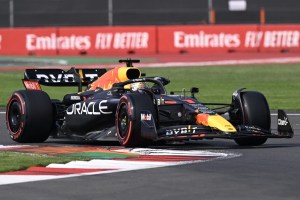 Max Verstappen se quedó con la “pole” del Gran Premio de México