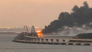 Rusia afirma que la explosión en el puente de Crimea dejó al menos tres muertos