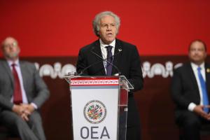 Almagro urge al “diálogo” entre México y Ecuador y pide reunión de la OEA