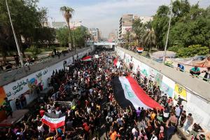 Miles de manifestantes salieron a las calles de Bagdad por el tercer aniversario de las protestas