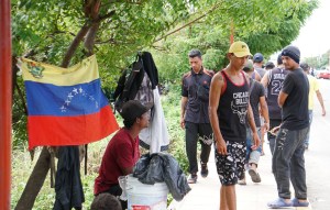 Desmienten rumor de que EEUU permitirá ingreso de venezolanos por la frontera durante 20 días (VIDEO)