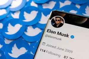 Qué medida estudia imponer Elon Musk para mantener la cuenta verificada en Twitter