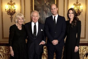 El detalle oculto de la nueva foto oficial de la familia real británica