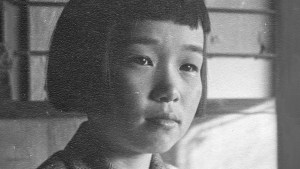 La historia de la niña de Hiroshima y sus mil grullas de papel que hoy son símbolo de paz