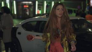 ¿Por qué aparece un conejo en el video “Monotonía” de Shakira? Teorías que lo explican