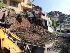 PC Sucre atendió talud y afectación de viviendas en Petare