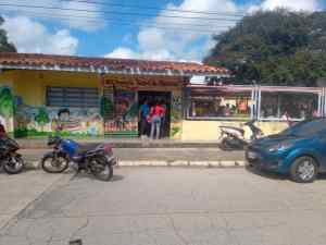 En el occidente de Carabobo unos 300 niños no pudieron iniciar clases por falta de condiciones (FOTOS)