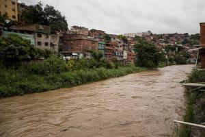 Guaidó se solidarizó con las familias vulnerables en medio de las fuertes lluvias