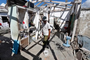 Fango, horror y esperanza en la “zona cero” de la destrucción de Ian en Cuba (FOTOS)