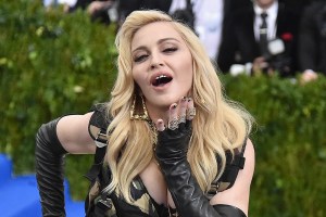 No hay tabúes: Así fue como Madonna hizo promoción a juguetes íntimos