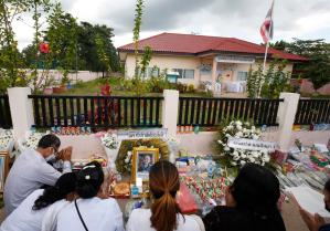 Tailandia despide a las víctimas de la matanza en la guardería