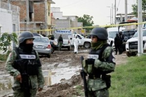 Al menos doce personas fueron asesinadas en ataque a un bar en el centro de México