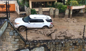 ROCAS GIGANTES: Lo que arrastró la potencia de la corriente en El Castaño (Fotos)