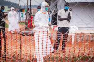 Autoridad sanitaria de África aseguró que el brote de ébola en Uganda está bajo control