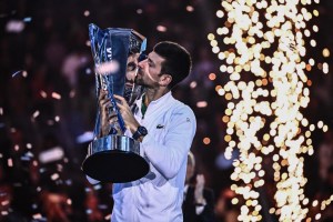 Lo hizo otra vez: Djokovic gana su sexto Masters e iguala el récord de Federer