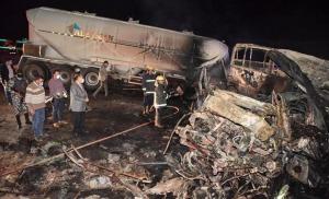 Tragedia en Egipto: al menos 12 muertos en una colisión entre autobús y camión