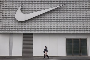 Nike obligada a vetar nombres religiosos en camiseta de selección brasileña