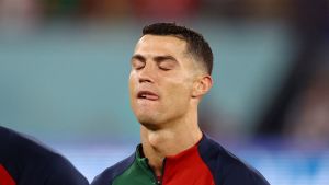Qué momento: Cristiano Ronaldo estuvo al borde de las lágrimas cantando el himno de Portugal (VIDEO)