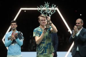 El “chamito” Rune no le tuvo miedo a Djokovic y se impuso en la final de París