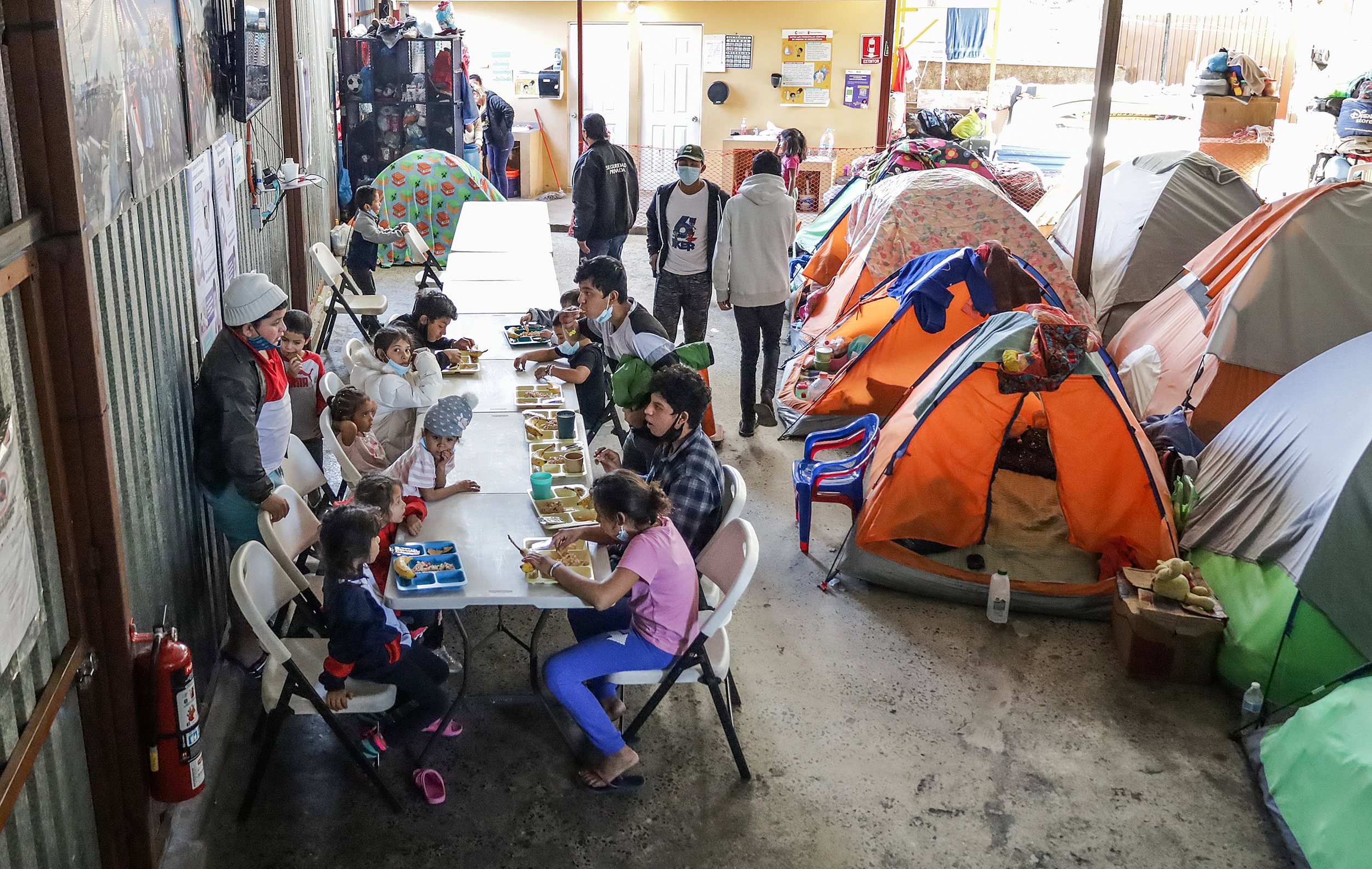 EEUU promulga nueva norma que restringe el acceso al asilo en la frontera con México