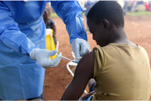 Uganda cierra escuelas para frenar la propagación del Ébola