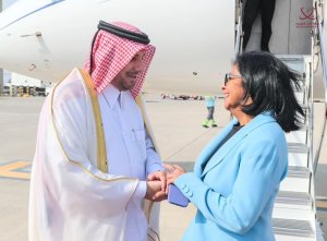 Delcy Eloína no desaprovechó los viáticos y llegó a Qatar para asistir a la ceremonia inaugural del Mundial (FOTO)