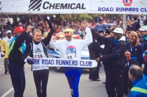 El pionero del maratón de Nueva York que corrió su última carrera mientras peleaba contra el cáncer