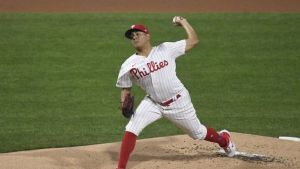 Ranger Suárez, sexto pitcher venezolano en ganar un juego de Serie Mundial