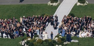 Se casó una de las nietas de Joe Biden en la Casa Blanca