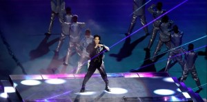 Quién es Jungkook de BTS, el “Michael Jackson” surcoreano que cantó en la inauguración del Mundial Qatar 2022