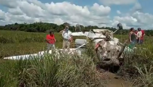 Milagro en Colombia: avioneta se estrelló y todos sus tripulantes salieron ilesos (video)