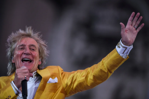 Rod Stewart rechazó una suma millonaria para cantar en Qatar 2022