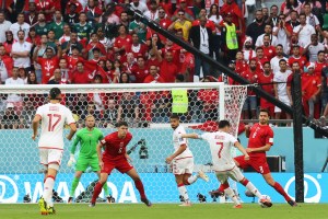 Dinamarca y Túnez protagonizaron el primer partido sin goles de Qatar