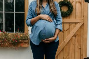 ¿Cómo el embarazo modifica el cerebro de las mujeres a largo plazo?