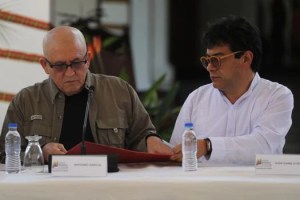 Gobierno de Petro y ELN reinician diálogos de paz en Caracas