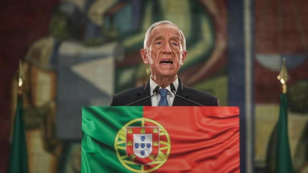 Presidente de Portugal amenazado mediante una carta que contenía una bala y le pedía un millón de euros