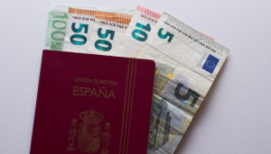 “Ley de nietos”: conoce las ayudas económicas que obtendrás con la ciudadanía española