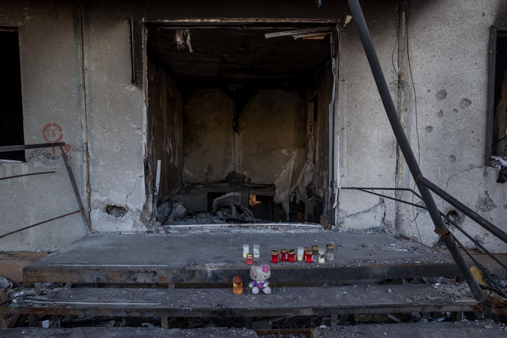 Ucrania denuncia que los rusos dejaron en su retirada explosivos en juguetes